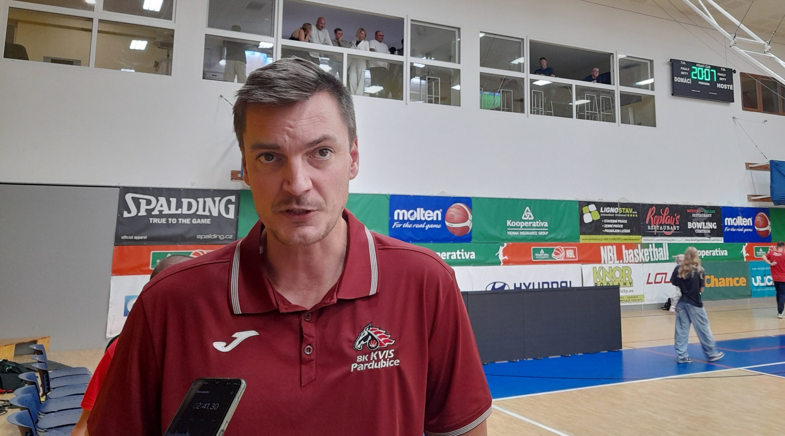 Obrovské změny v pardubickém basketbale. Tak to ve sportu chodí, říká ředitel Radek Nečas