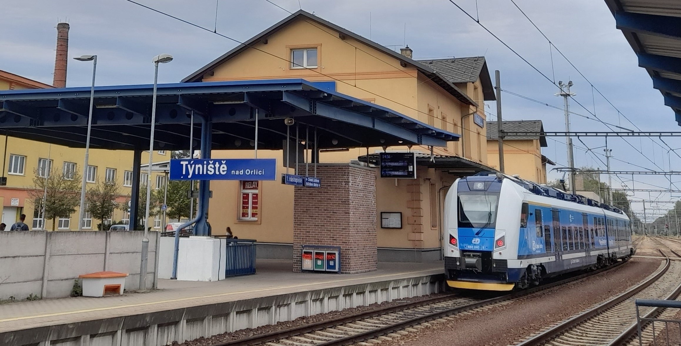 Týniště na Orlicí je železniční křižovatkou ve východních Čechách