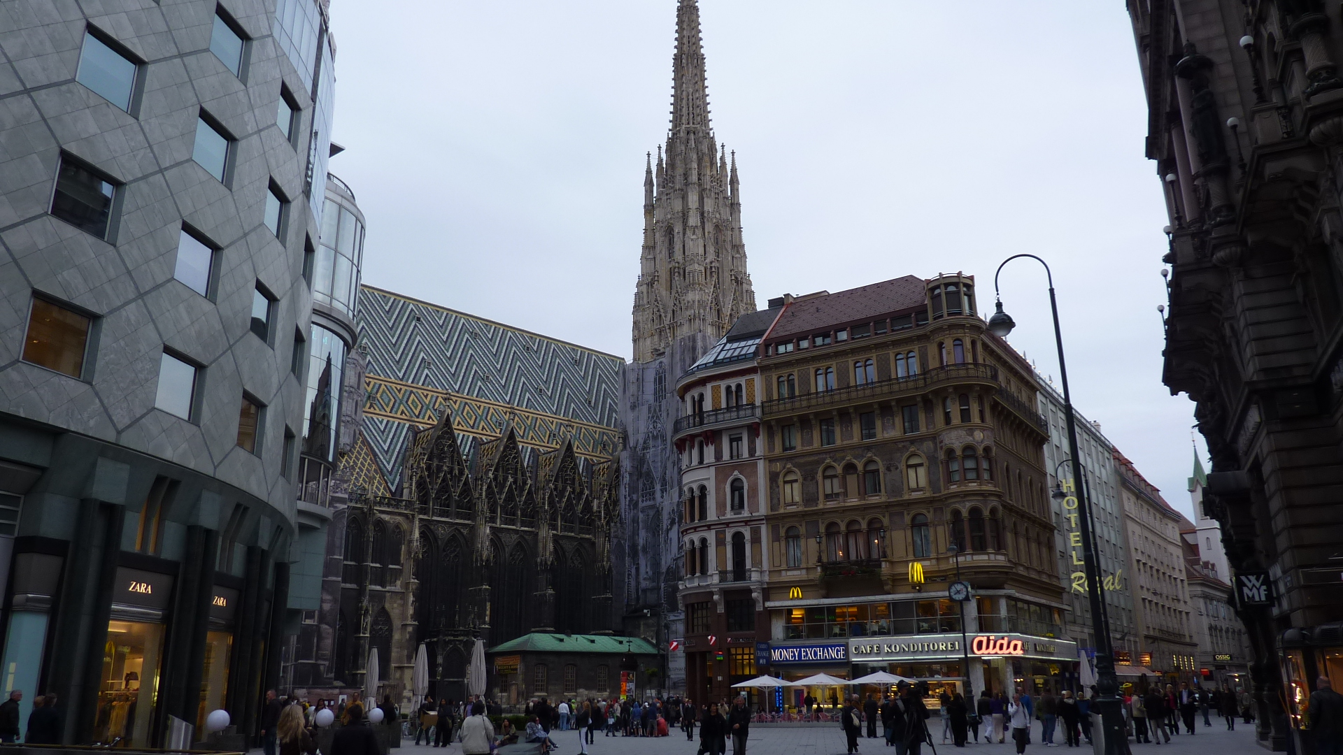 Nakupování ve Vídni či Drážďanech. Pohoda v centru či na okraji města
